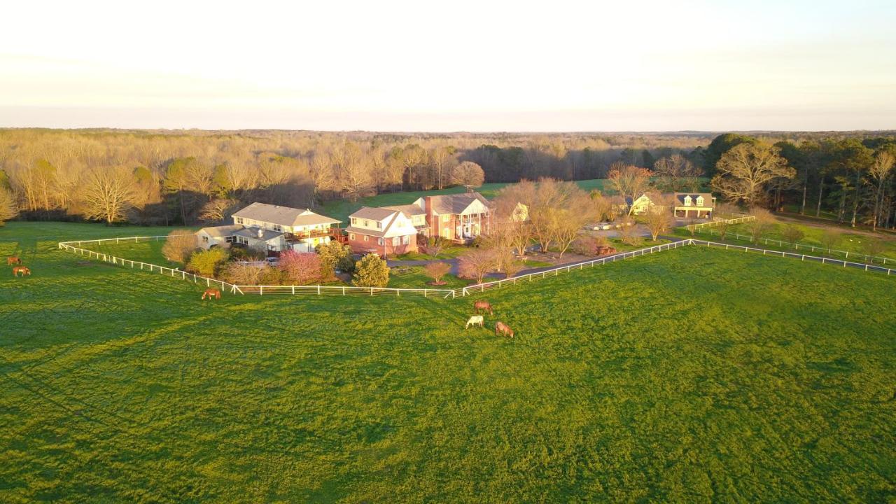 Southern Cross Guest Ranch Мадисън Екстериор снимка